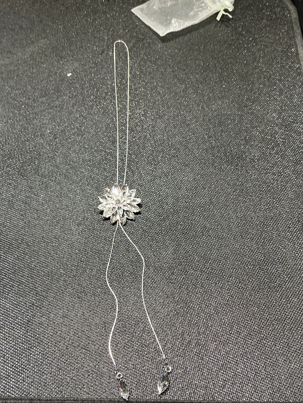 Silver Floral Crystal Lariat Necklace - Elegant Drop Pendant